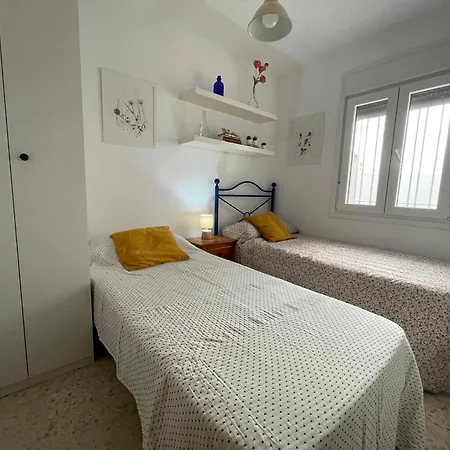 El Vinero, Con Garaje 公寓