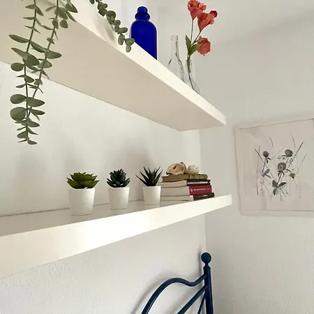 El Vinero, Con Garaje * 加的斯